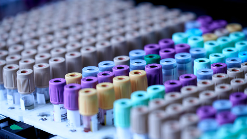 喷涂采血管和注射器涂层 - 喷涂疏水亲水材料 - 驰飞超声波喷涂