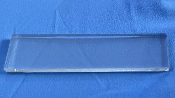 ITO导电玻璃简介 - 沉积氧化铟锡（ITO）薄膜制成的透明导电材料